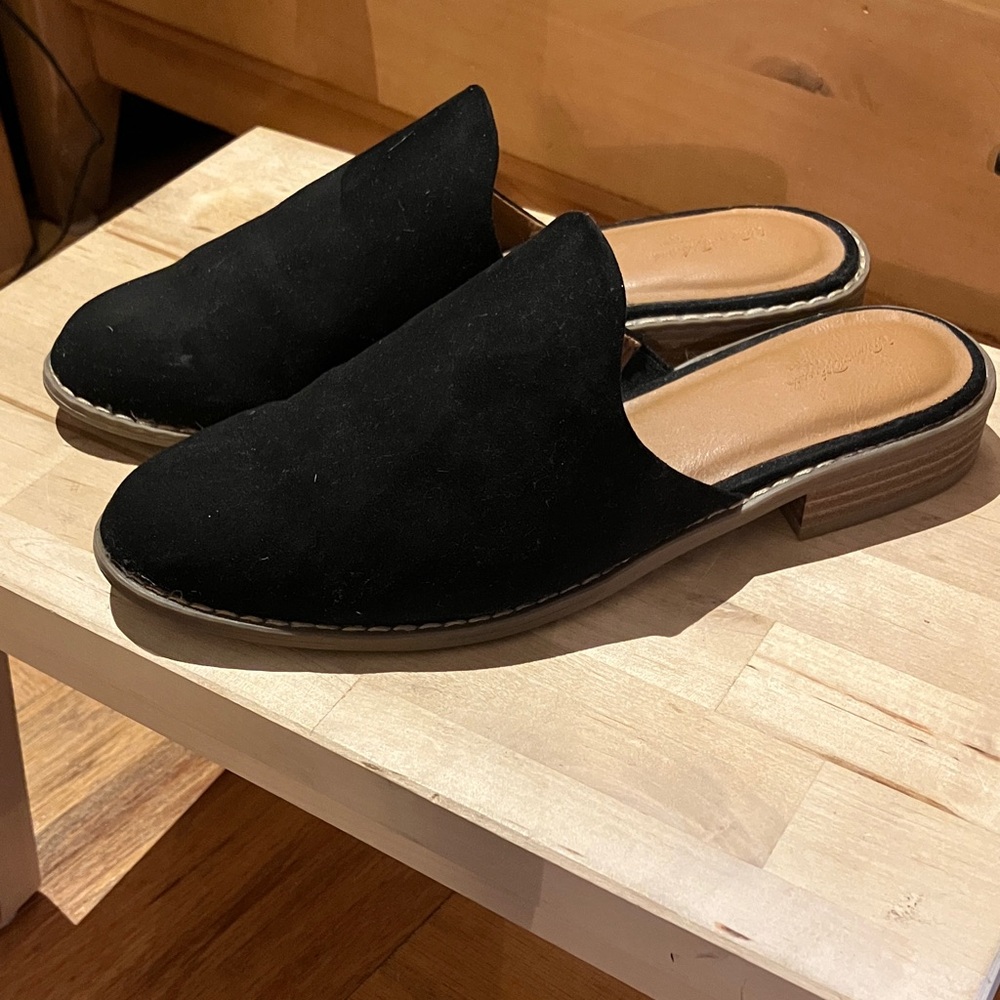 Maura Mules, Universal Thread, Black, 7 - image 1